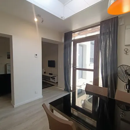 Appartement Aix-les-bains, 1 Piece, 2 Personnes - Fr-1-555-99 *